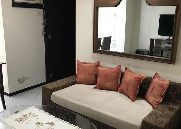 A Venue Residences 2013 Апартаменты Манила